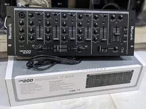 Numark Cm200 Professional 19" Mixer