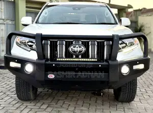 Toyota Land Cruiser Prado 2.8 2023 Off white