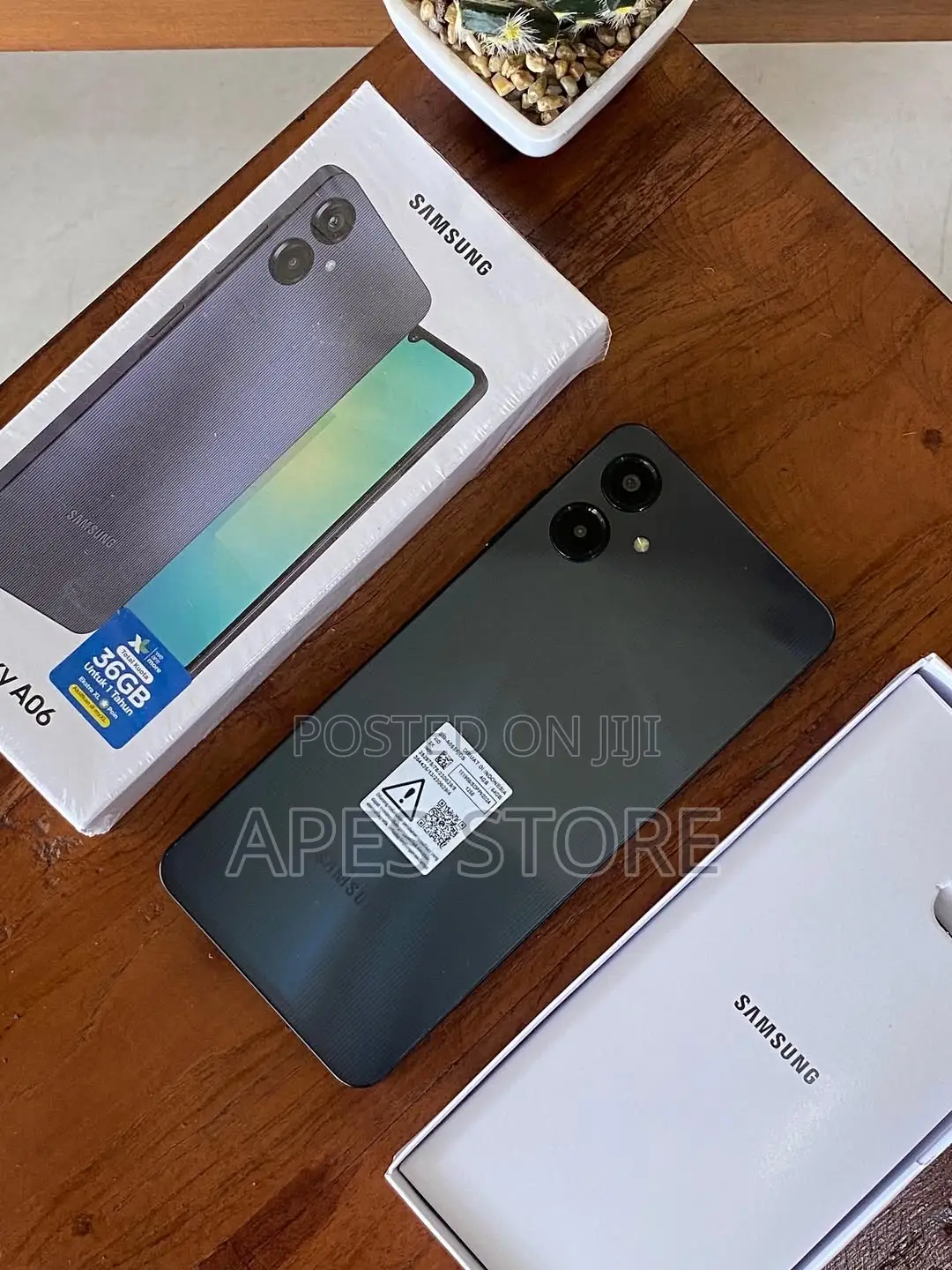 New Samsung Galaxy A06 64 GB Black