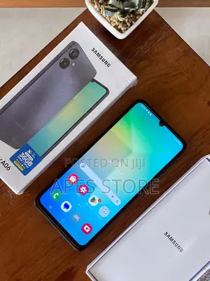 New Samsung Galaxy A06 64 GB Black