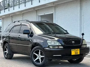 Toyota Harrier 2001 Black