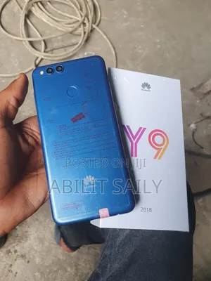 New Huawei Y9 128 GB Blue