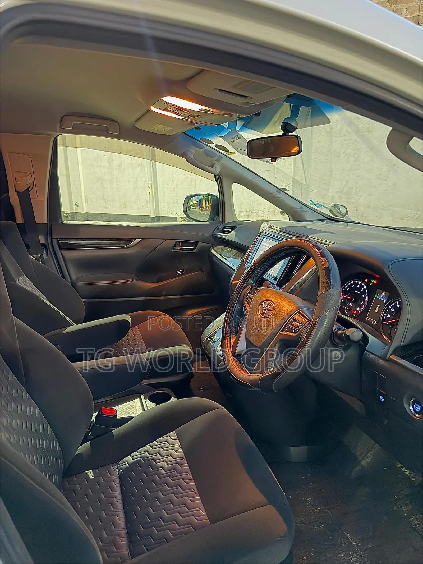 Toyota Vellfire 2015 White