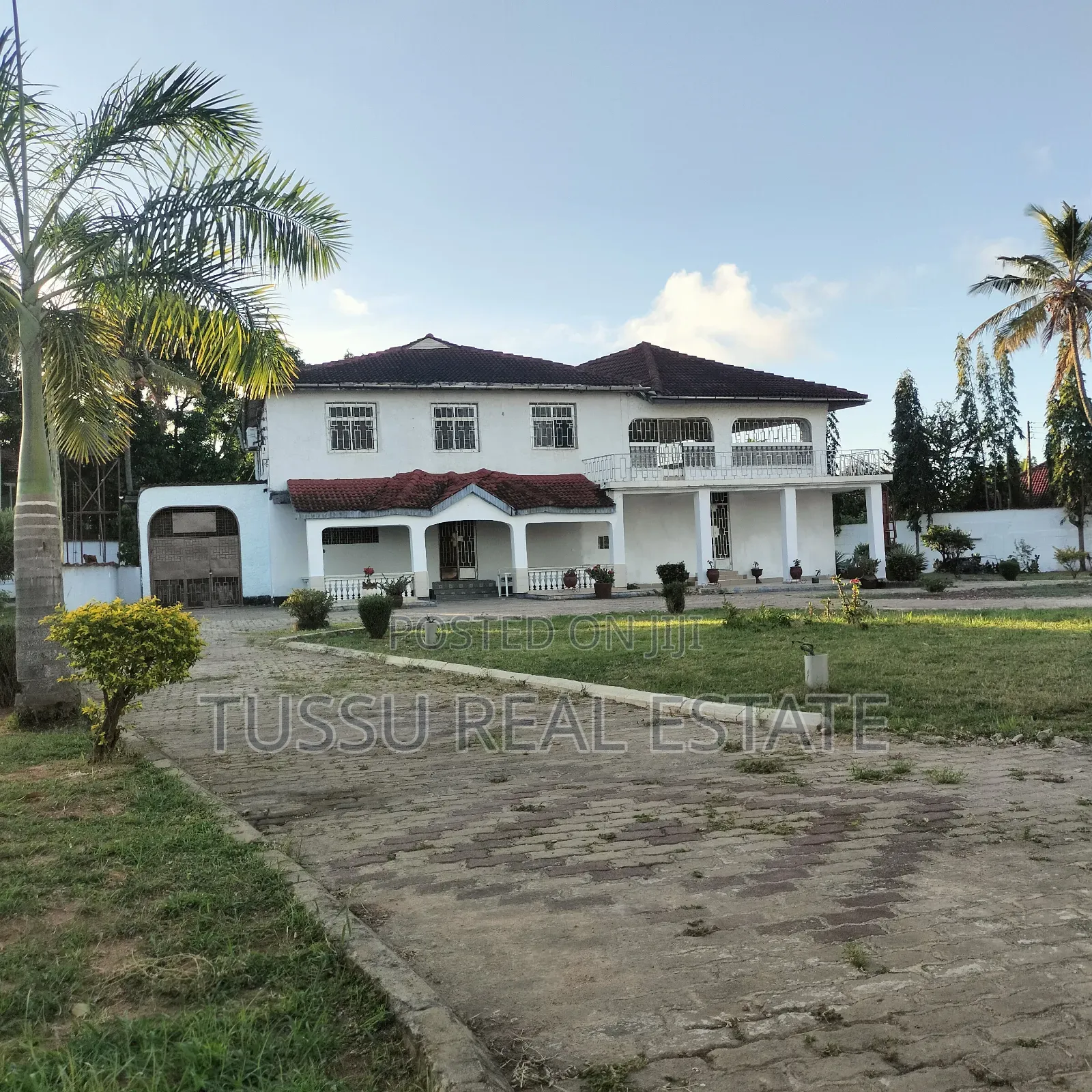 6bdrm House in Bahari Beach Dsm, Kinondoni for sale