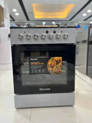 Skywood Freestanding 60 by 60 Range Cooker New