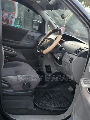 Toyota Noah 2001 Black