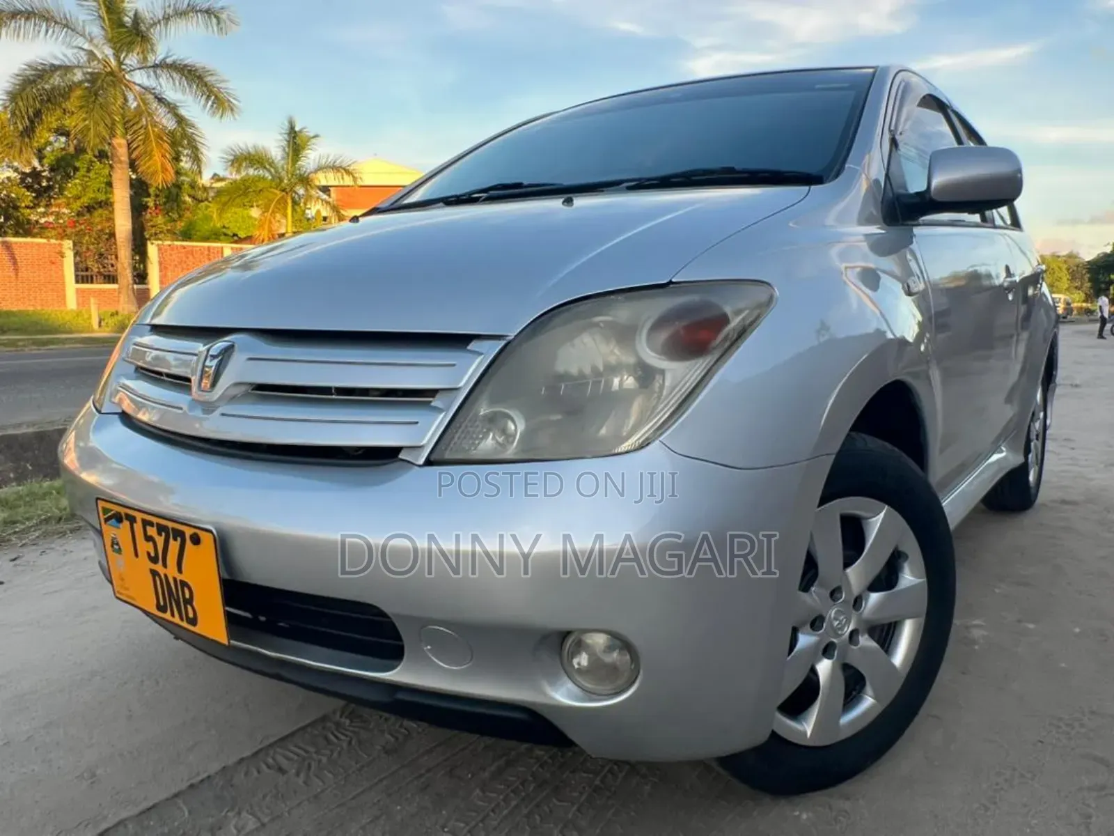Toyota IST 2003 Silver