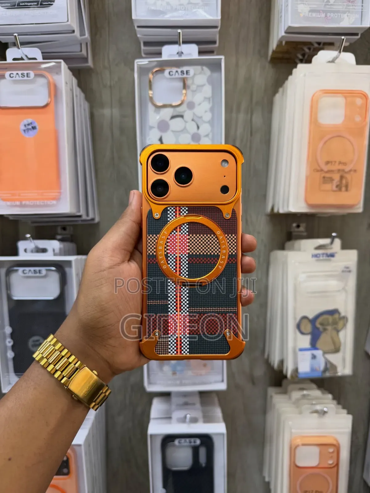 iPhone 17 Pro Max Classic Cases