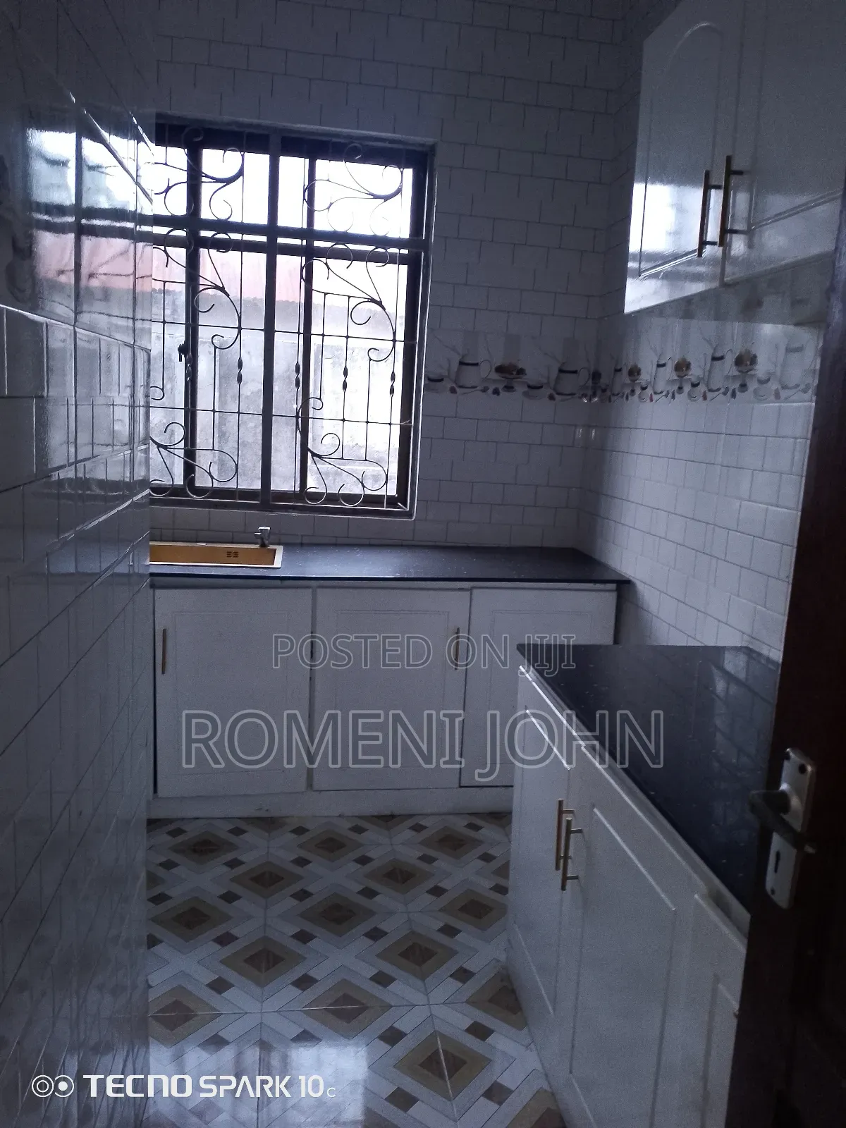 3bdrm House in Tanzania Daresalaam, Ilala for sale