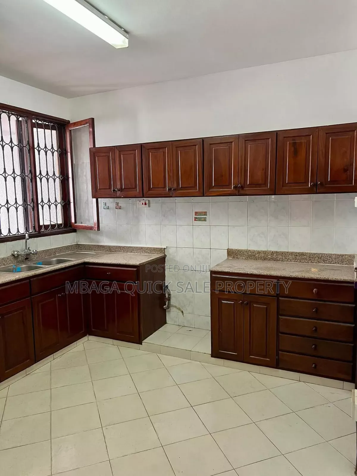 5bdrm House in Masaki for rent