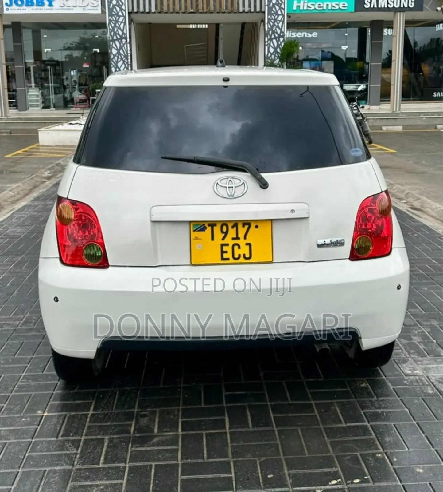 Toyota IST 2003 White