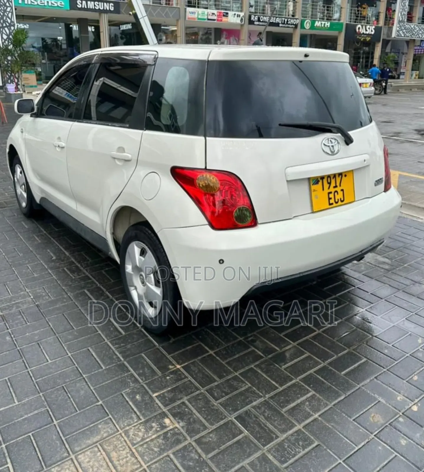 Toyota IST 2003 White