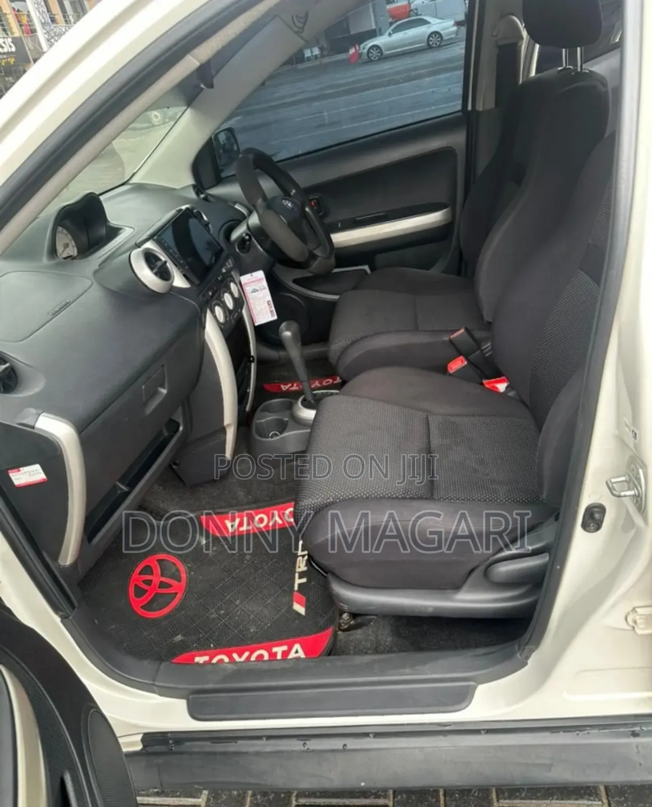 Toyota IST 2003 White