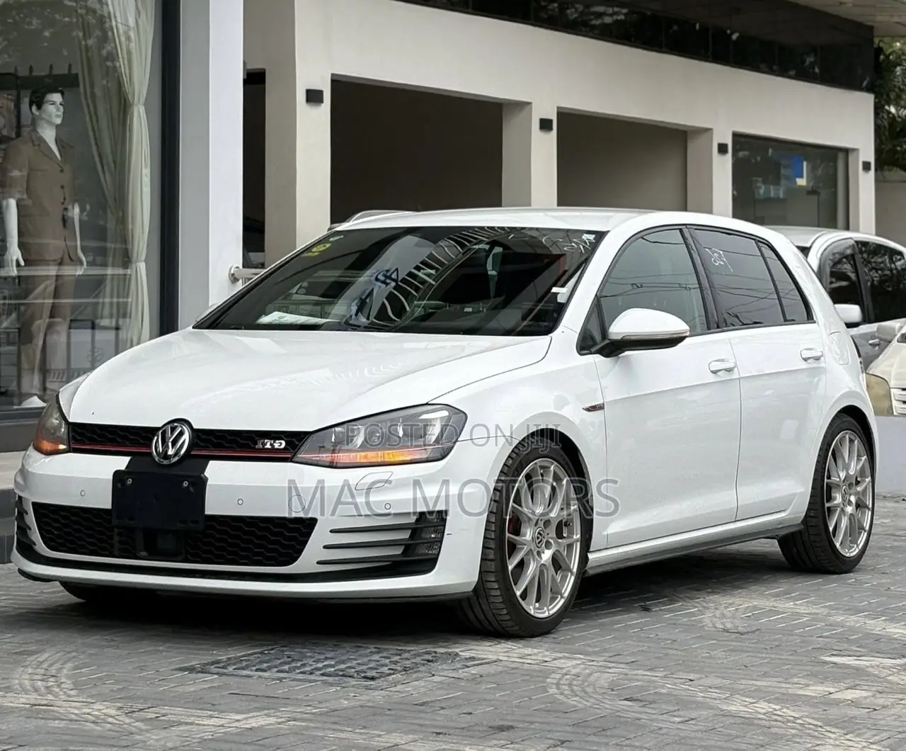 Volkswagen Golf 2014 White