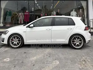 Volkswagen Golf 2014 White