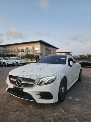 Mercedes-Benz E300 2017 White