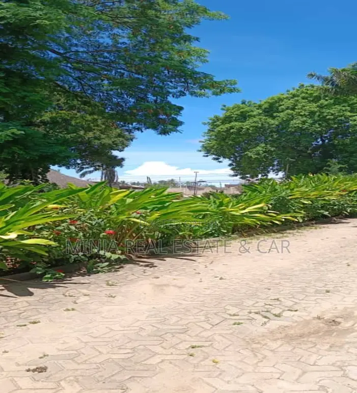 Commercial Plot for Sale Mbezi Beach Makonde Face Bagamoyo Road.