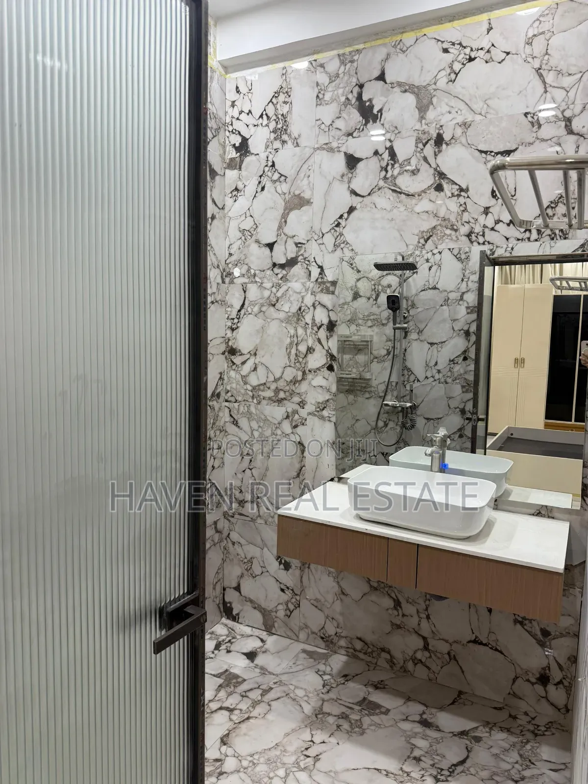 Furnished 3bdrm Apartment in Msasani for rent