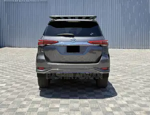 Toyota Fortuner 2.8 D AWD 2020 Gray