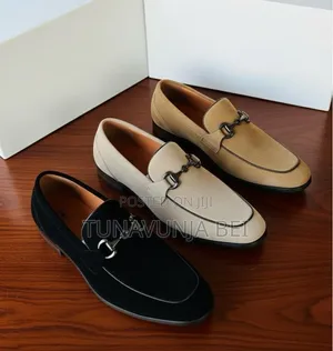 Brunelii Consinnel Moccains