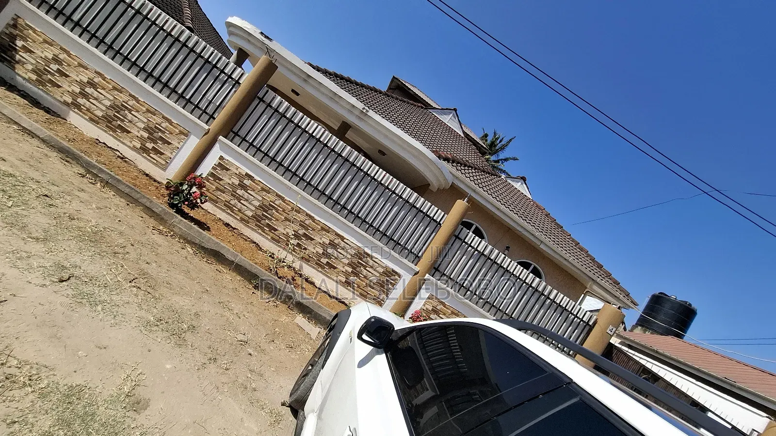 5bdrm Bungalow in Mbezi Beach Makonde for sale