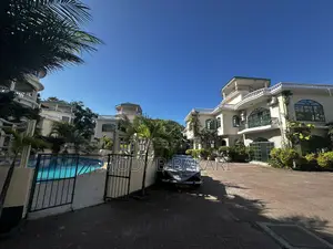 Furnished 4bdrm Villa in Oyster Bay for rent