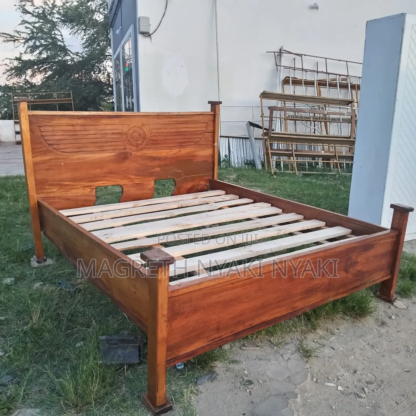 5*6 Kitanda Mbao Ngumu 
Location Ubungo