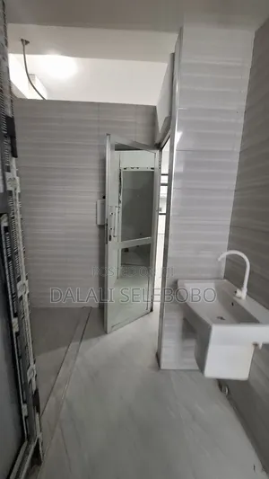 Big Office Space With Store Atsinza Look Main Road