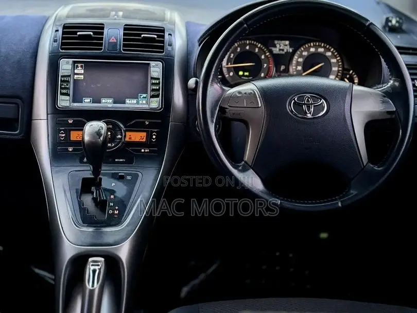Toyota Blade 2006 Silver