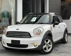 Mini Cooper 2013 White