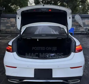 Mercedes-Benz E300 2017 White
