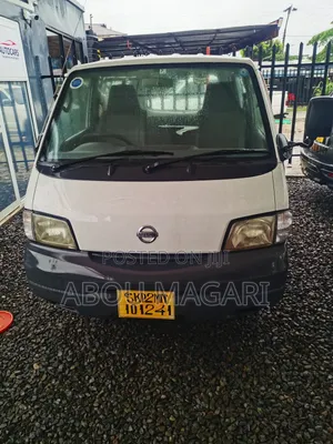 Nissan Vanette 1998 White