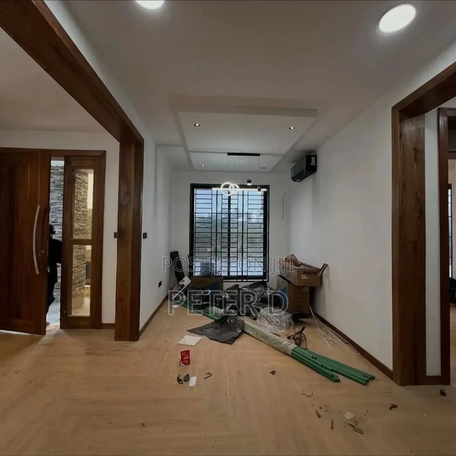 5bdrm House in Goba for sale