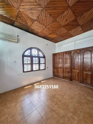 3bdrm House in Mikocheni for rent