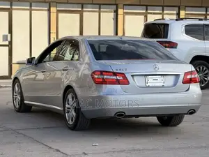 Mercedes-Benz E300 2012 Silver