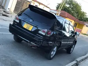Toyota Harrier 2003 Black