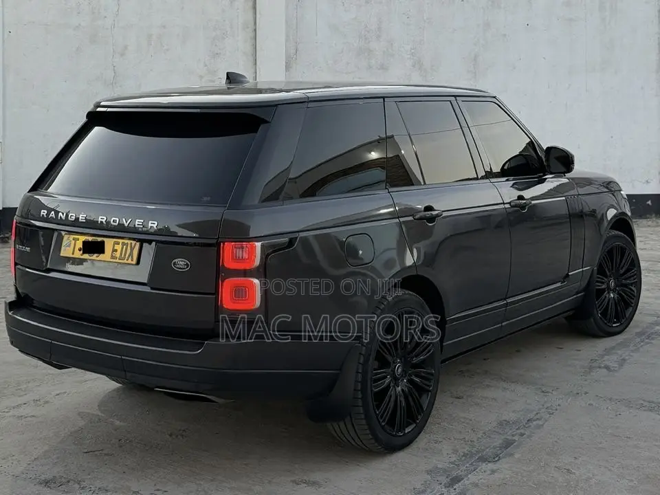 Land Rover Range Rover Vogue 2015 Gray