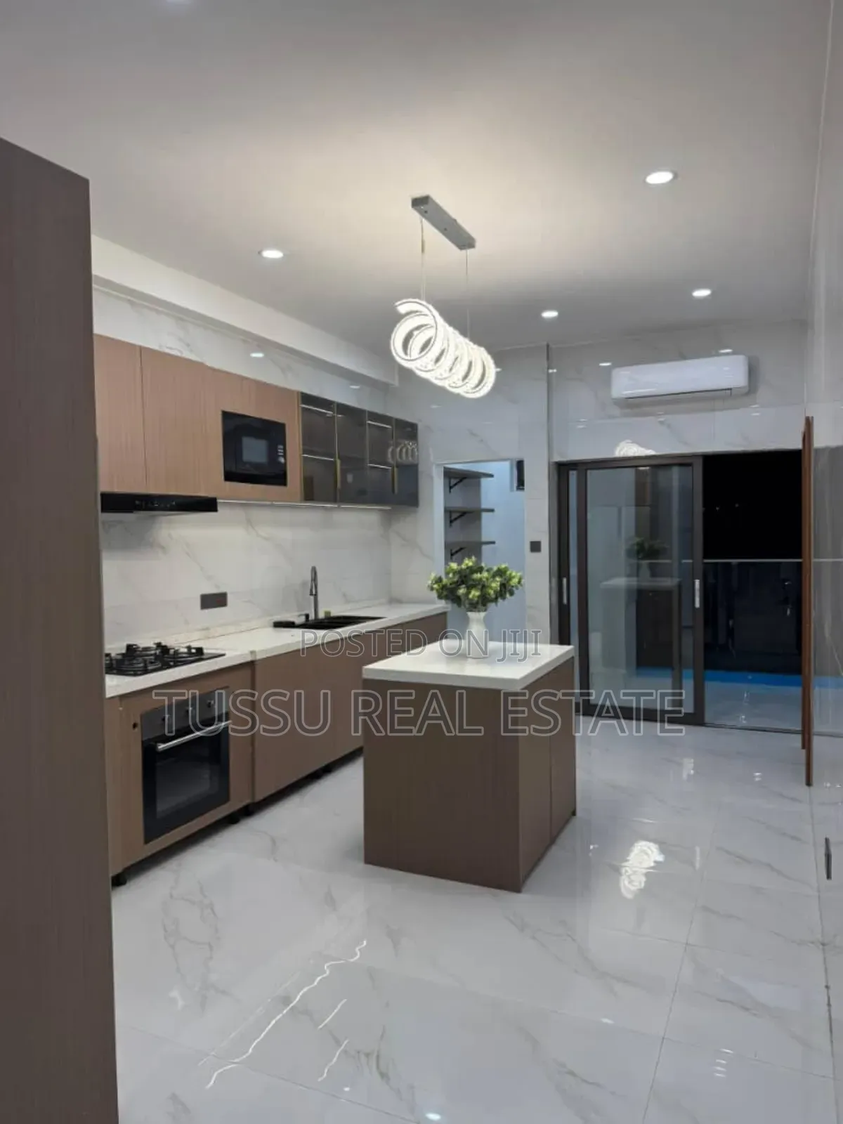 Furnished 3bdrm Apartment in Msasani, Kinondoni for rent