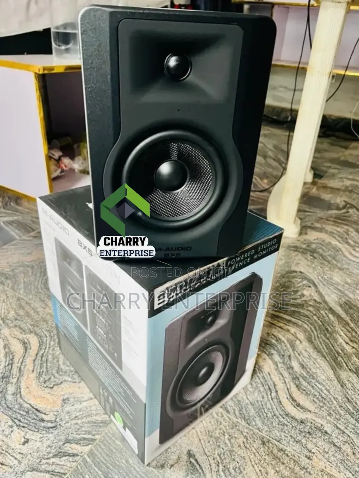 M-Audio Powered Studio Monitor Bx5 D3 With 5" Inch Kevlar Woofer
