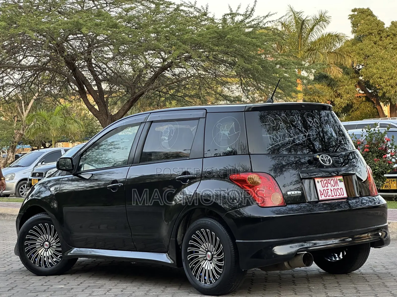 Toyota IST 2005 Black