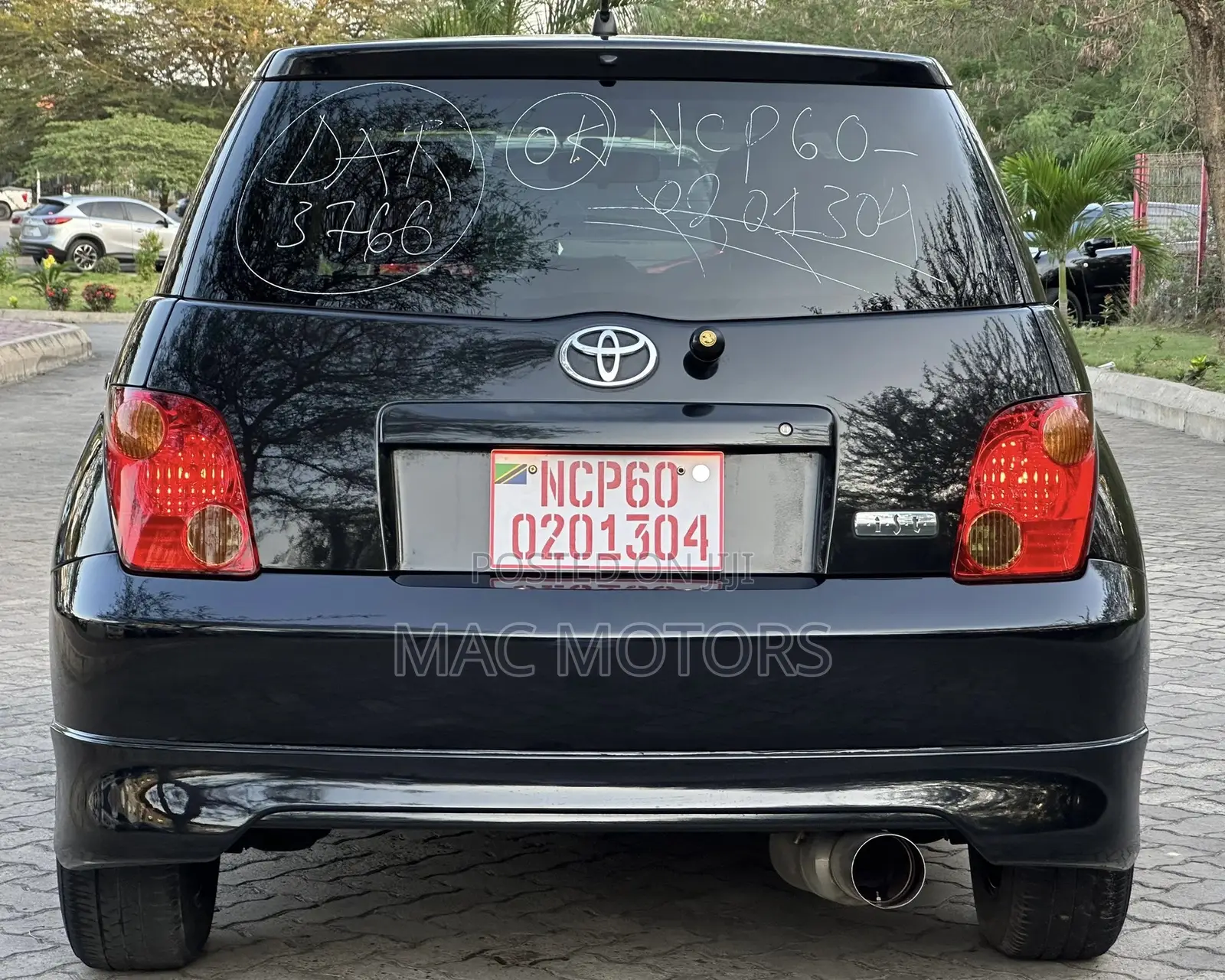 Toyota IST 2005 Black