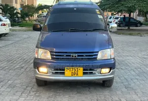 Toyota Noah 2003 Blue