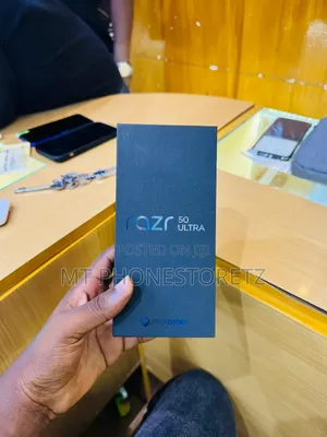 New Motorola Razr 50 Ultra 256 GB Black