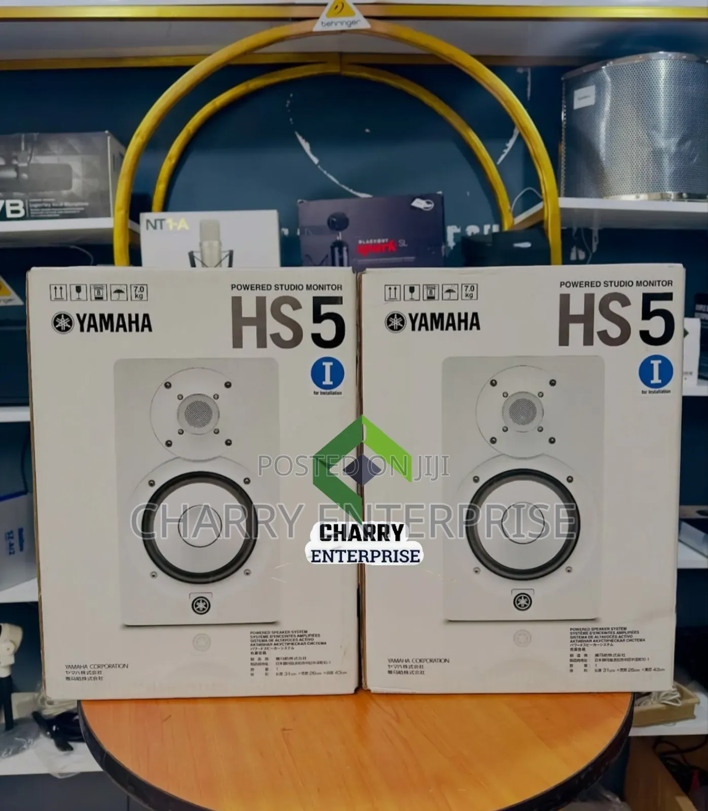 Yamaha Hs5 Powered Studio Monitors Pair of 2 Speakers
