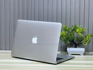 Laptop Apple MacBook Air 2017 8GB Intel Core I5 SSD 128GB