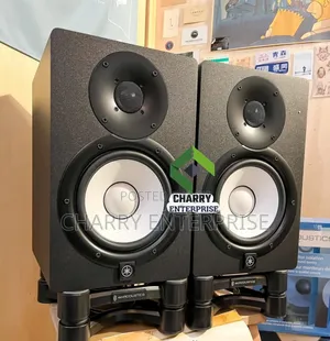 Yamaha Hs7 Powered Studio Monitor for Professional Music Production