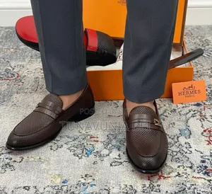 Hermes Brand / Leather Shoes Moccains