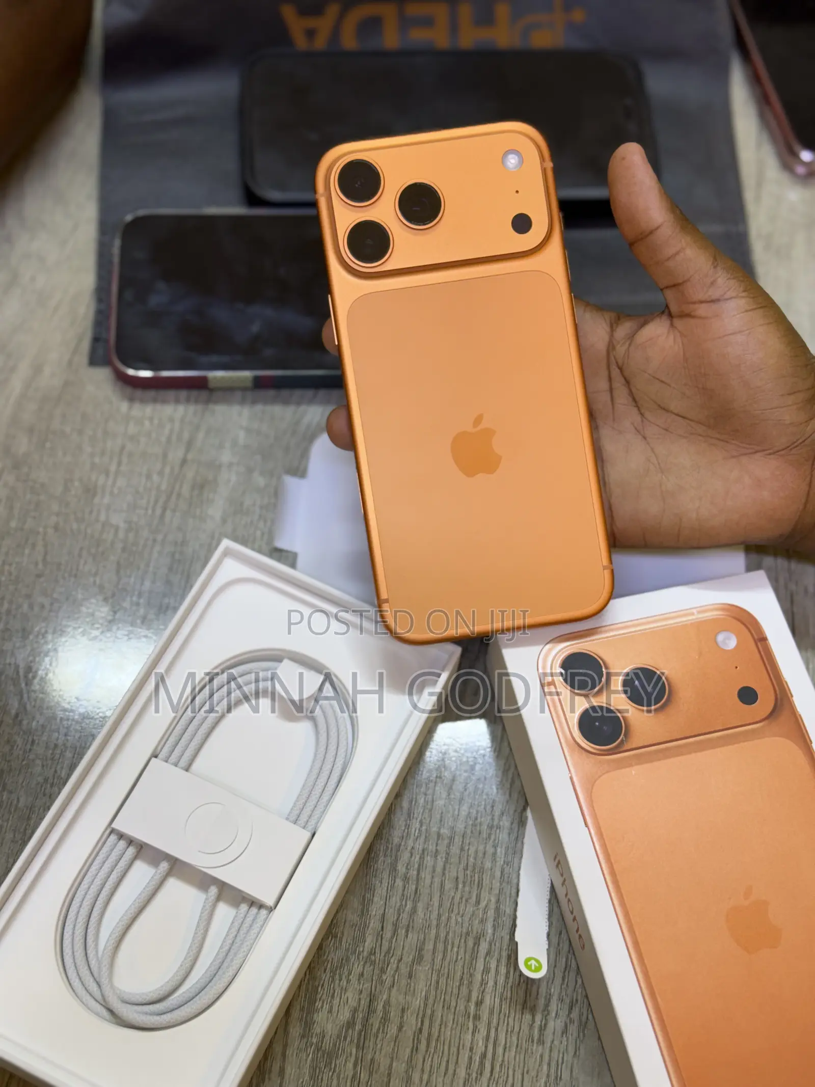New Apple iPhone 17 Pro Max 256 GB Orange