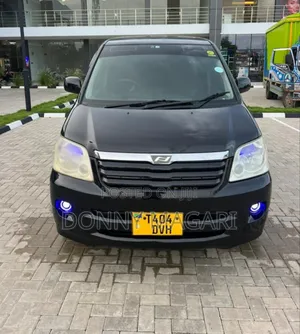 Toyota Noah 2005 Black