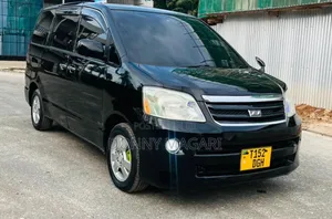 Toyota Noah 2006 Black